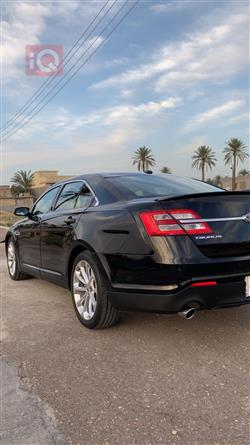 Ford Taurus